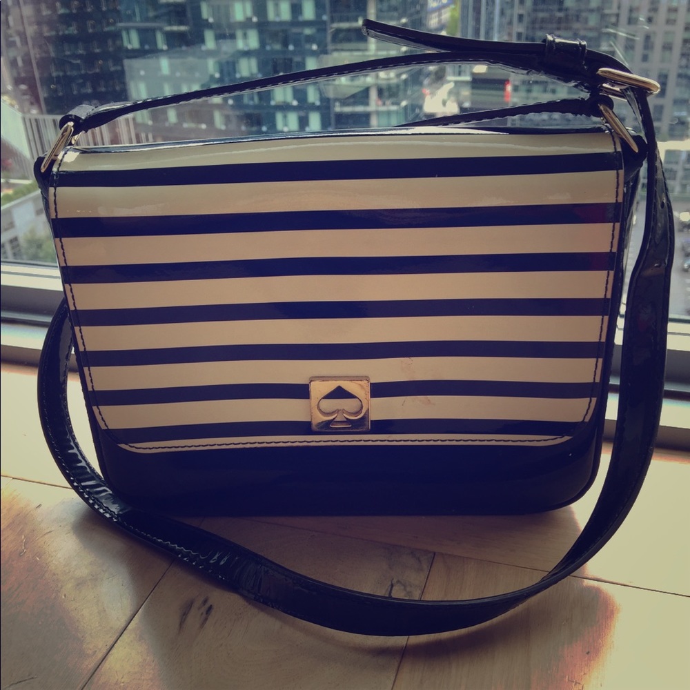 Black and white Kate Spade cross body purse